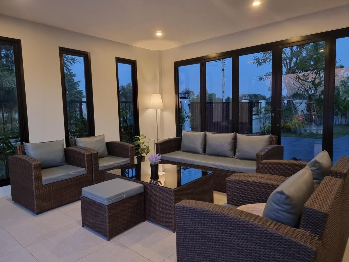 Baan Dalah Pool Villa Buri Ram Eksteriør billede